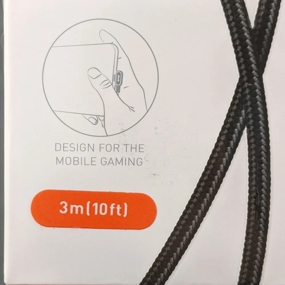 90° reversible USB-A to micro USB 10' (3m) cord, illuminated black fabric - Picture 6 of 7